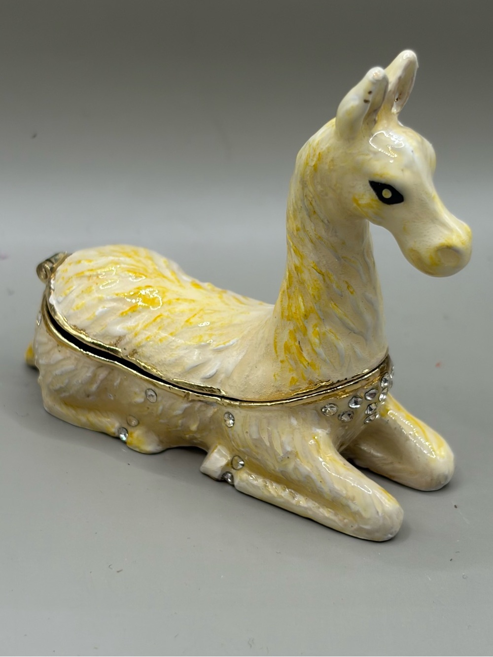 Source Unknown Ceramic Llama Trinket Box — Cream & Yellow